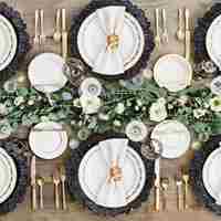Assiettes de présentation décoratives en plastique incassable de 13 pouces, motif récif doré, écologiques, pour réceptions de mariage et fêtes festives, vente en gros