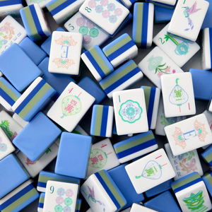 Nouvel ensemble de <span class=keywords><strong>mahjong</strong></span> américain de luxe moderne bleu, 160 tuiles gravées en acrylique, pliable et portable, <span class=keywords><strong>jeu</strong></span> familial, collection 2026 à succès - Product Image 1