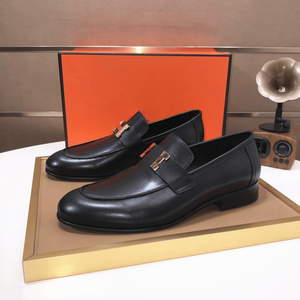 Mocasines de cuero negro para hombre con detalle de hebilla metálica, zapatos de vestir sin cordones para negocios y uso diario hermessing - Product Image 1