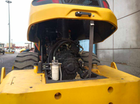 Compacteur vibrant CLG6120E éprouvé dans l'industrie, système de vibration stable, performances fiables pour les projets d'ingénierie routière