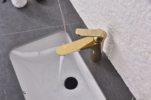 Truyền Thống Duy Nhất Đòn Bẩy Lưu Vực Tap Brass Nóng Và Lạnh Mixer Boong Núi Bồn Rửa Vòi Nước Cho Khách Sạn Và Phòng Tắm - Product Image 3