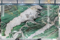 Dalles de quartzite vertes Cristallo Fuchsite de qualité brésilienne Grande dalle polie pour comptoirs et dessus de table Garantie 1 an