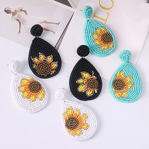 Nueva llegada Unisex multicolor exótico semilla cuenta aro pendientes Floral Funky patrón imitación rodio chapado en oro al por mayor - Product Image 1