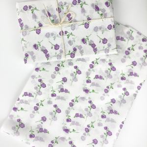 Papel de Seda Ecológico Reutilizable Antiarrugas de 17 g/m² con Diseño de Rosas de la Marca Veronica para Envolver Regalos, Manualidades y el Día de San Valentín - Product Image 5