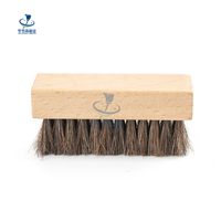 Brosse à chaussures en bois miniature personnalisée avec logo, écologique, pour baskets, avec processus de découpe - Vente en gros