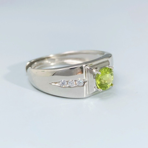 Natürlicher Peridot-<span class=keywords><strong>Ring</strong></span> für Herren, 925er Sterlingsilber, oval geschliffener grüner Edelstein, Siegelring mit 925er Stempel für Vatertag/Jahrestag - Product Image 2