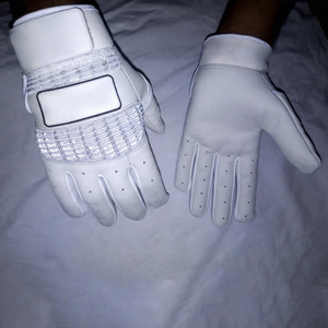 ถุงมือตีเบสบอลแบบติดตีนตุ๊กแก สำหรับมือขวาและซ้าย ใช้สำหรับฝึกซ้อม ออกแบบ OEM ได้ตามสั่ง ขายส่ง - Product Image 1