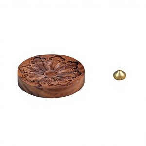 Porte-encens en bois durable fait main, diffuseur d'arômes avec cône en laiton, décoration de table pour la maison - Product Image 1