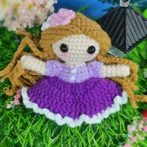 Muñeca Tejida a Crochet Hecha a Mano, Serie Princesa, Exquisito Bolso de Muñeca, Colgante, Decoración de Escritorio, Regalo - Product Image 4