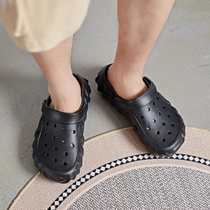 รองเท้าแตะลำลองแบบสวมสำหรับผู้ชาย พื้น EVA  ใส่ได้ทั้งในบ้านและชายหาด  พร้อมโลโก้สั่งทำได้ - Product Image 4