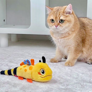 Giocattolo per Gatti a Forma di Lucertola con Coda Oscillante, Ricaricabile USB, con Erba Gatta, Interattivo e Attivato dal Movimento - Product Image 1