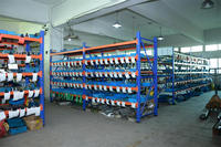 Machine à fabriquer des fermetures éclair en nylon robuste de la marque ZYN, avec moteur et PLC, 220V 0.8KW, garantie 1 an