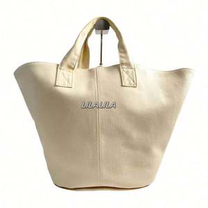 2025 Wholesale Fashion Reusable Durable Canvas Tote Bag for Women Shopping Bag - Product Image 1