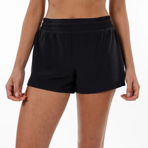 Short de course pour femme 2-en-1 à taille haute, noir, avec poche en mesh, pour le sport et la compression active - Product Image 1