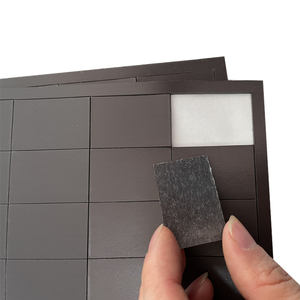 <span class=keywords><strong>Feuille</strong></span> <span class=keywords><strong>magnétique</strong></span> en caoutchouc, forme personnalisée, mince, Flexible, carrés magnétiques, points découpés - Product Image 2