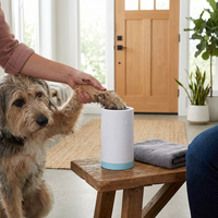 Tasse de nettoyage pour pattes de chien prête à être expédiée, lave-pattes portable pour animaux de compagnie, poils en silicone doux, élimination de la boue et de la saleté pour les promenades et la salle de bain des chiens
