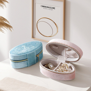 Scatola portagioie ovale mini in velluto con logo personalizzato, custodia da <span class=keywords><strong>viaggio</strong></span> portatile con cerniera per anelli e orecchini, organizer per donne e ragazze, idea regalo. - Product Image 1