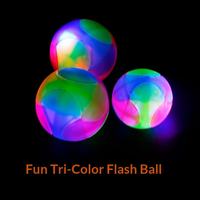 Ballon interactif pour animaux de compagnie, vente directe d'usine - Jouet à lancer clignotant tricolore pour l'entraînement et le jeu des chiens et des chats