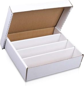 Caja de Cartas Coleccionables Plegable y Reciclable Ecológica MZ Custom TCG para 3200 Cartas con Relieve y Brillo para Almacenamiento de Cartas Deportivas - Product Image 1
