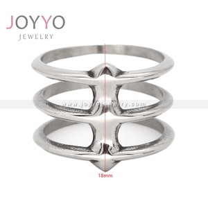 미니멀리스트 기하학적 척추 모양 컷아웃 링 스테인리스 스틸 스테이트먼트 링 (남녀공용) - Product Image 5