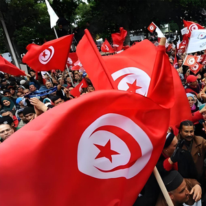 Drapeau publicitaire personnalisé du drapeau tunisien 3x5 pieds, imperméable, écologique, 100% polyester, drapeau volant pour les fans - Product Image 5