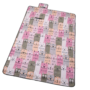 Manta de Picnic Impermeable, Ecológica, de PVC Reciclado, Personalizada, Plegable, Portátil, a Prueba de Arena, Certificada por GRS, para Playa, Parque y Exteriores - Product Image 6