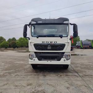 Camión de <span class=keywords><strong>leche</strong></span> HOWO 4*2 Buque Camión de recolección de <span class=keywords><strong>leche</strong></span> a granel Camión cisterna de acero inoxidable con aislamiento de 600 galones Camiones de transporte de <span class=keywords><strong>leche</strong></span> fresca - Product Image 2