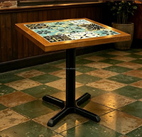 Ensemble de mobilier pour la restauration, table à manger en marbre imperméable, chaise en rotin légère empilable pour le hall d'hôtel, la cafétéria