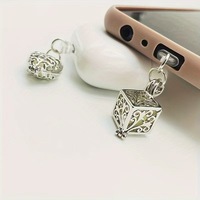 Absorption Luminescent Creux Glow-in-the Dark Stone Pendentif pour Android Type-C Dust Plug Décoration de téléphone portable