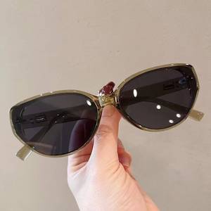ACETATEフレームカスタムブランドデザイン古典的なレトロなキャットアイ2025女性の高級ファッションサングラス