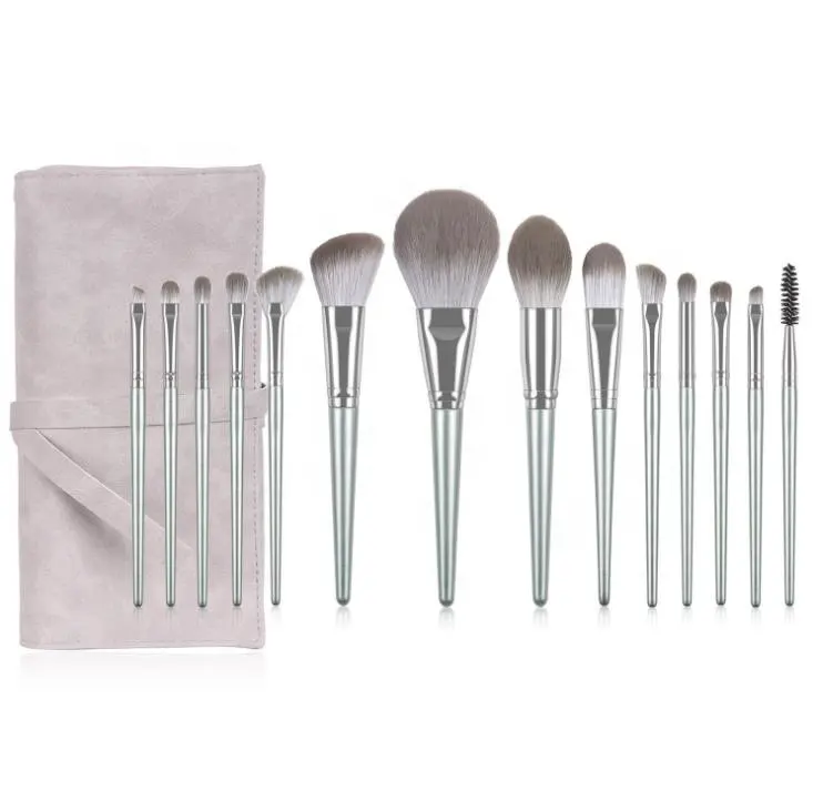 Custom Logo 14 Pcs Silver Grey Professional Makeup Brush Set Wood Handle Facial Luxury Makeup Brush Set