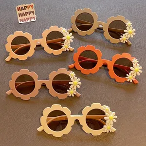 Nuovi bambini colorati fiori Vintage Daisy occhiali da sole UV400 ragazze ragazzi moda protezione occhiali da sole bambini bambini età 3 ~ 15 - Product Image 5