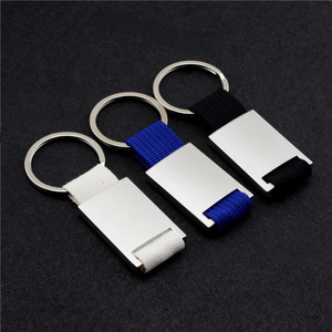 Porte-clés en cuir tissé en alliage de zinc avec logo personnalisable avec pendentif <span class=keywords><strong>antivol</strong></span> de mode gravé au laser pour cadeaux de <span class=keywords><strong>voiture</strong></span> et d'événement - Product Image 3