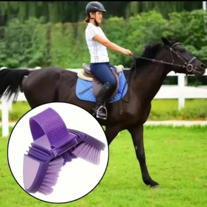 Bàn chải lông ngựa mềm đa năng-Công cụ chải chuốt đa góc, có thể uốn cong cho ngựa, bò-Lý tưởng để tắm và làm sạch - Product Image 3