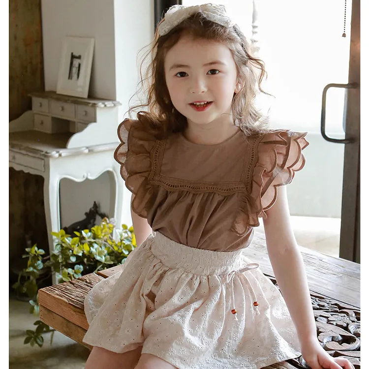ฤดูร้อนสีชมพูสีขาวสตรอเบอร์รี่เกาหลีสีทึบเด็ก Top สาวเสื้อยืดแขนบินเด็กผู้หญิง