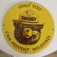 Plaques de signalisation en émail et en porcelaine au design moderne Offre Spéciale Logo Artisanat en métal avec plaque de sérigraphie à vendre
