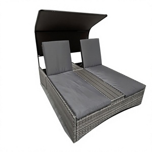 Tumbona Moderna de Mimbre con Estructura de Acero y Cojín de Poliéster para Jardín, Patio, Villa y Piscina, en Oferta - Product Image 1