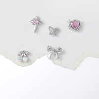 Boucles d'oreilles clous en forme de cœur et de nœud en zircon coloré plaqué or 18 carats Zuola, avec fermoir à vis, pour fille