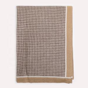 Écharpe en cachemire <span class=keywords><strong>pied</strong></span>-<span class=keywords><strong>de</strong></span>-<span class=keywords><strong>poule</strong></span> <span class=keywords><strong>de</strong></span> mode <span class=keywords><strong>de</strong></span> luxe <span class=keywords><strong>de</strong></span> concepteur 100% étoles personnalisées hiver femmes en plein air écharpes chaudes en cachemire châle - Product Image 5