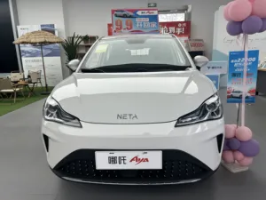 Китай дешевый автомобиль Neta AYA новые энергетические транспортные средства 2023 популярный маленький внедорожник дальнего действия 318 км 401 км NETA nzha aya