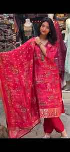 Costume Salwar Kameez de créateur de vêtements ethniques pour Karwa Chowth et d'autres festivals à venir du fournisseur indien - Product Image 3