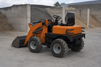 Pengiriman Gratis Loader CE Engine Small Front End Loader dengan Bucket yang Diperkuat untuk Tanah Keras Laris Terjual