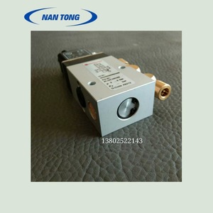 Vanne solénoïde Nantong 24V DC 1.7W pour accessoires de presse d'impression Heidelberg Roland Komori - Product Image 4