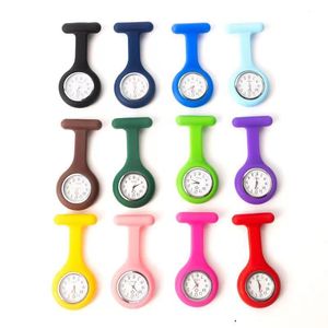 <span class=keywords><strong>Montre</strong></span> infirmière colorée en silicone <span class=keywords><strong>à</strong></span> quartz analogique avec cadran inversé et épingle de sécurité bleue, verte - Product Image 5