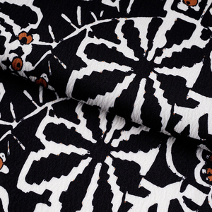 Tissu en crêpe de polyester de qualité supérieure, texture douce, motif floral, pour la fabrication de vêtements de mode - Product Image 4