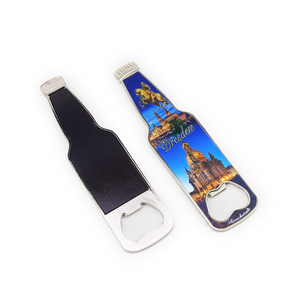 Aimant de réfrigérateur personnalisé Newba, design minimaliste, impression CMYK 4 couleurs, époxy, feuille de caoutchouc, pour bouteilles de <span class=keywords><strong>vin</strong></span> et de bière, prix de gros - Product Image 1