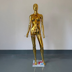 Mannequin de vitrine femme grande taille avec tête, en PP argenté/doré, pose debout, pour présentation de vêtements - Product Image 6