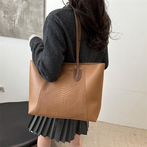 2025 à la mode épissé grande capacité femmes sac à main Premium sac à bandoulière en cuir PU sac de messager pour femmes Sac tendance - Product Image 3