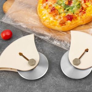 Stainless Steel Pizza Knife With Locking Button Retractable Roller Cutter Single-Wheel Cutting Tool - Product Image 1