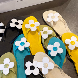 Nouvelles tongs d'été pour femmes, antidérapantes, imperméables, en PVC, avec des motifs de soleil et de fleurs - Product Image 2